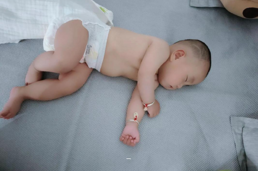 西宁宝宝咳到吐怎么办