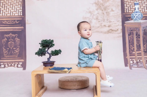 西宁宝宝几个月笑出声
